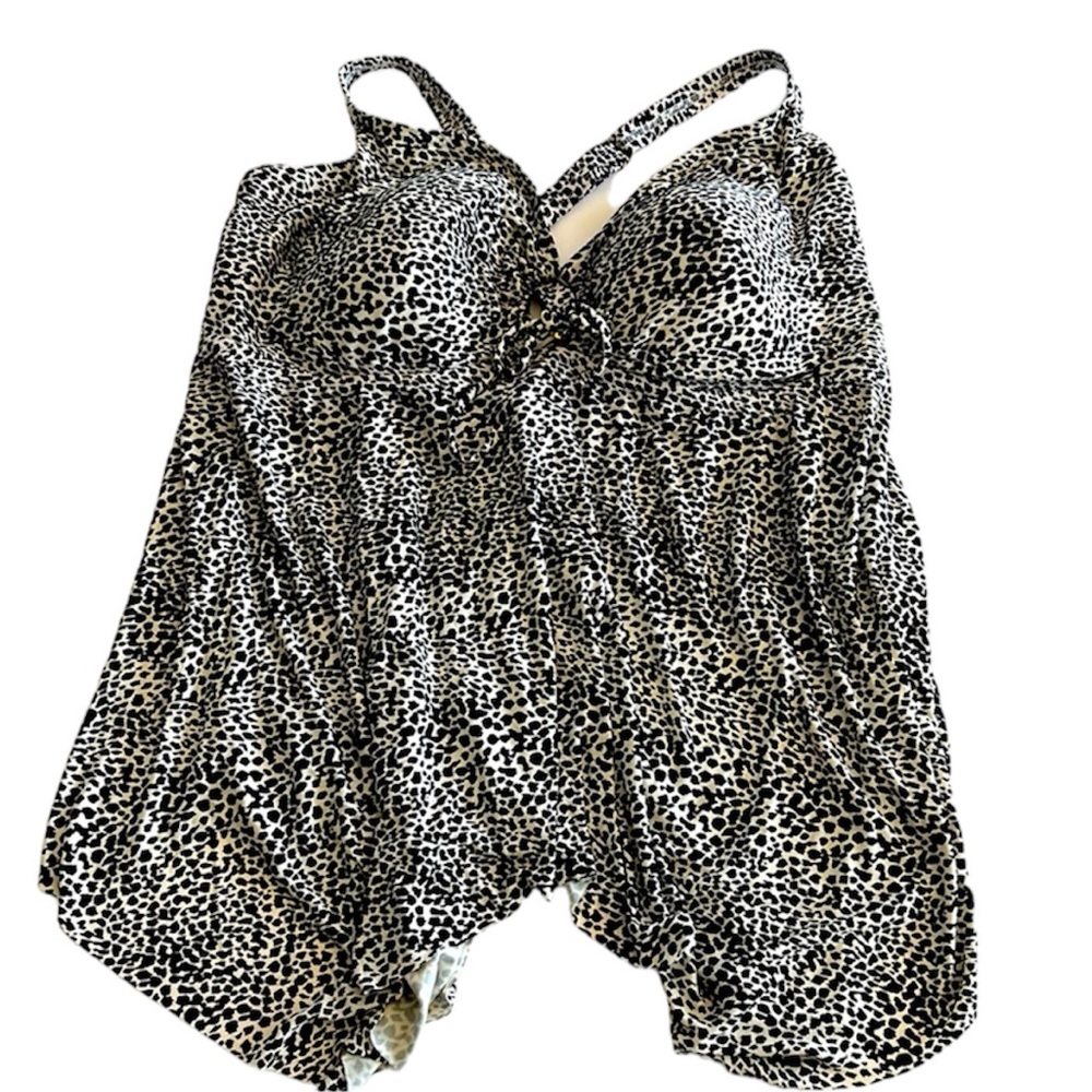 Trofi Culture Tankini  Asymmetrical Black & White Print Adjustable Strap 20
